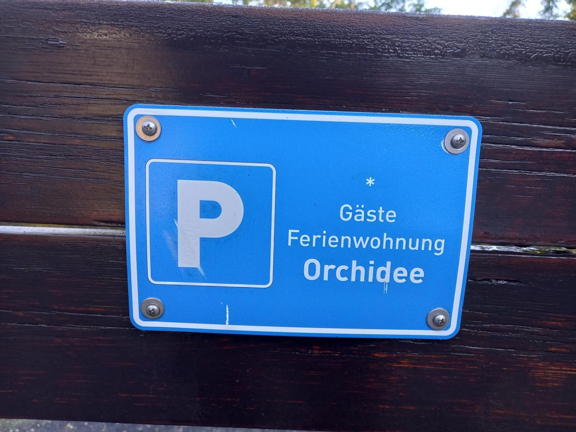 Ferienwohnung Orchidee Бад Мюнстерайфел Екстериор снимка