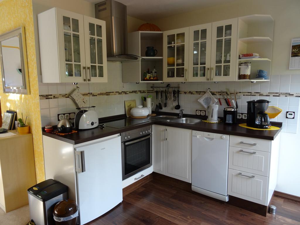 Ferienwohnung Orchidee Бад Мюнстерайфел Екстериор снимка
