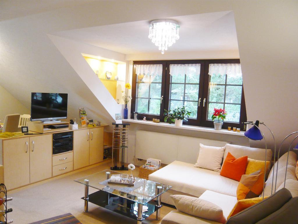 Ferienwohnung Orchidee Бад Мюнстерайфел Екстериор снимка